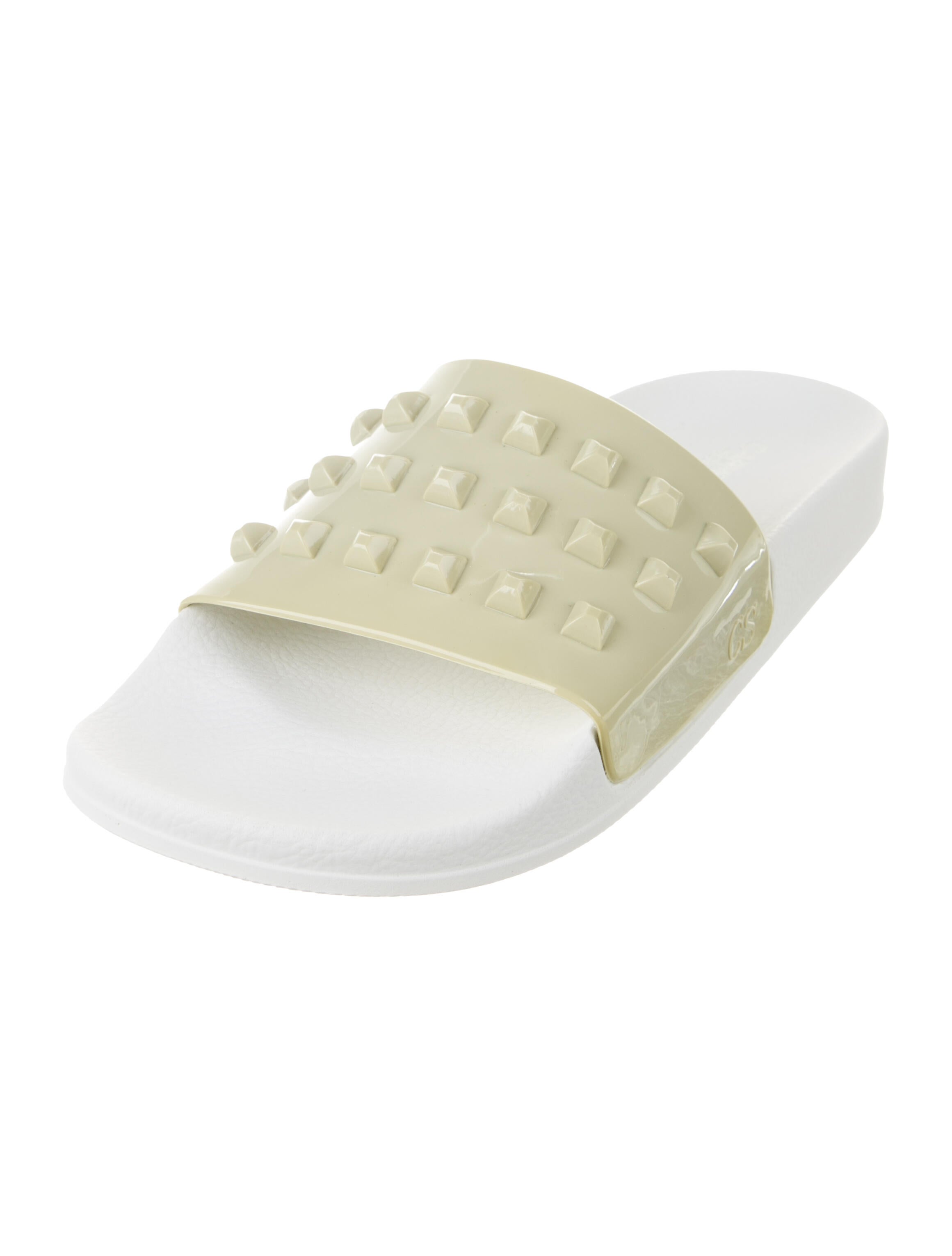 Carmen Sol Rubber Studded Accents Slides